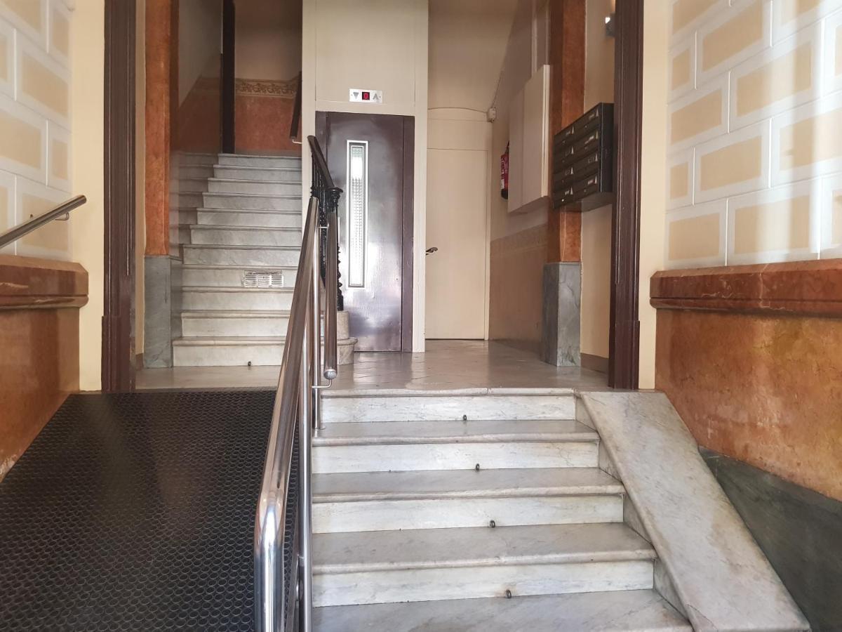 Barcelona Housing Recommend For Students ברצלונה מראה חיצוני תמונה