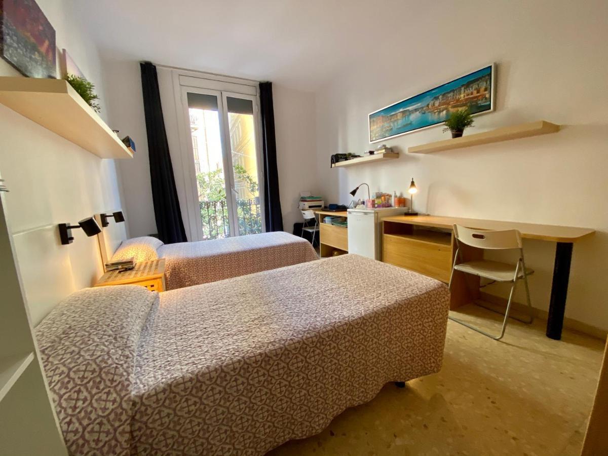 Barcelona Housing Recommend For Students ברצלונה מראה חיצוני תמונה